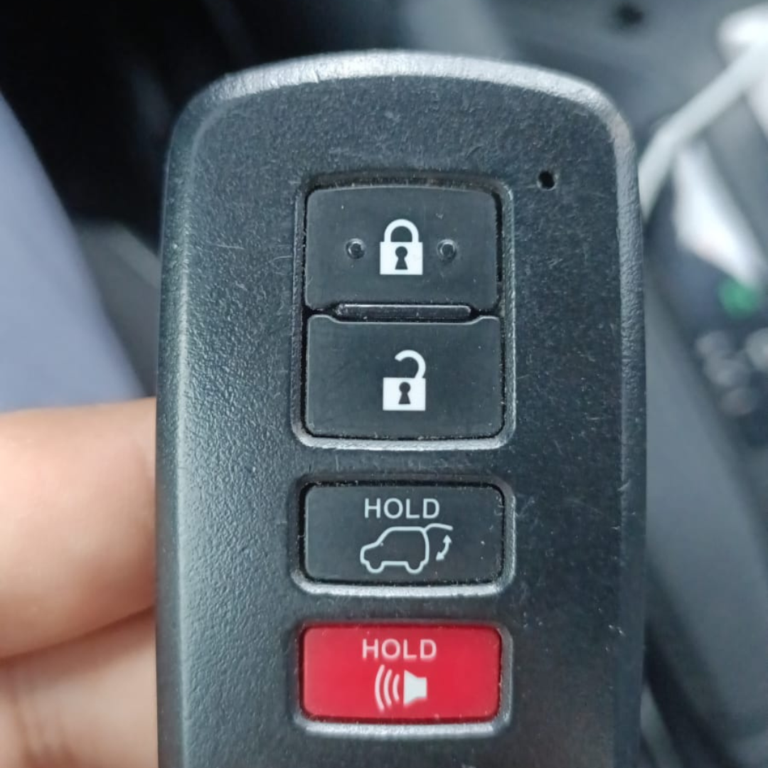 computerized key maker (10)